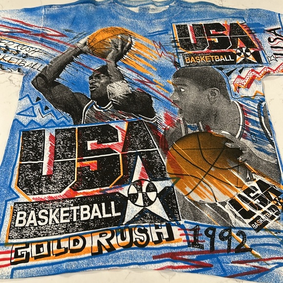RARE, VTG, Michael Jordan & Magic Johnson Size XL 1992 T-Shirt amazing find!!! - Picture 14 of 16